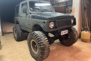 Suzuki samurai