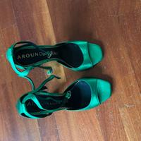 Scarpe verdi brillanti eleganti