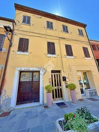 2 LOCALI A MORCIANO DI ROMAGNA