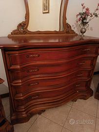 Comò e due comodini per camera da letto