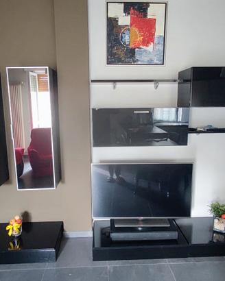 Soggiorno completo colore nero prezzo trattabile