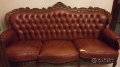 2 poltrone più divano a tre posti stile antico 900