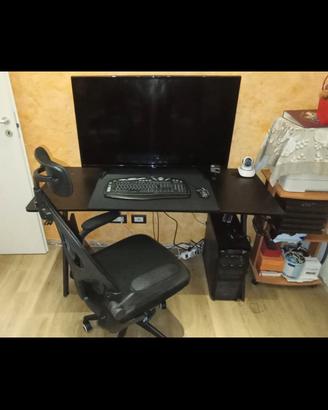 Tavolo e sedia da gaming 