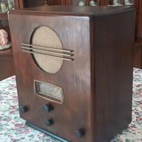 Radio d'epoca a valvole