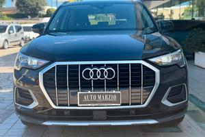 Audi Q3 35 2.0 tdi Business s-tronic