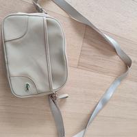 Borsa Lacoste rovinata