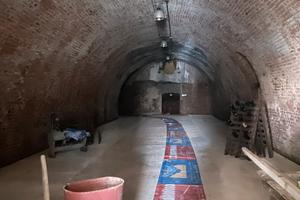 Grotte sotterranee per stagionatura / vini . ecc