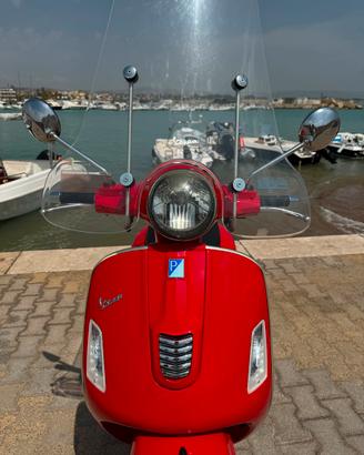 Vespa 300 GTS