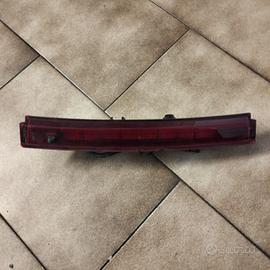 terzo 3 stop Nissan Qashqai 