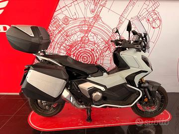 Honda X-ADV 750 Travel 2024