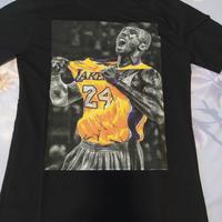 T shirt Kobe Bryant taglia Media nuova