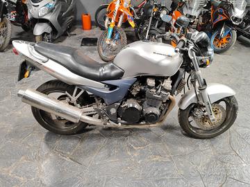 Kawasaki ZR 7S