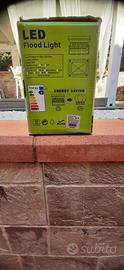 faretto da esterno 20 watt.