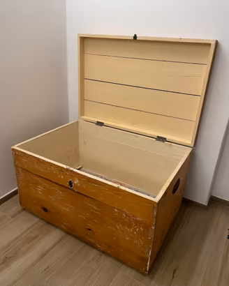 Grande baule cassapanca in legno vintage