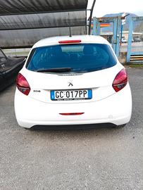 Peugeot 208 van blueHDi 100