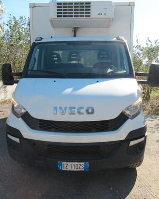 Iveco daily 60c15 3.0 mtj isotermico sponda carica