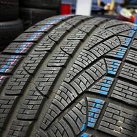 Gomme Pirelli 275/30/20 97w invernali sotto zero d