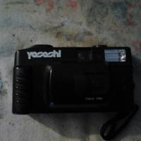 Tradizionale macchinetta fotografica