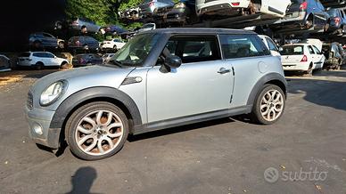 MINI COOPER 2009 SOLO PER RICAMBI