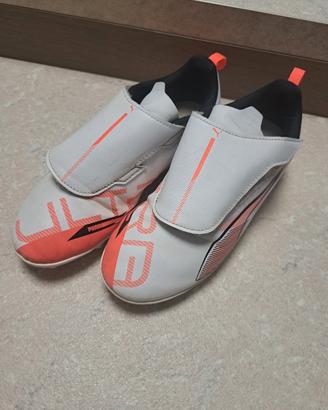 3 paia di scarpe calcio/calcetto bambino numero 36