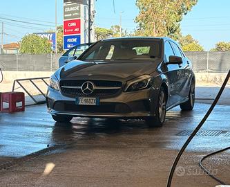MERCEDES CLASSA A-180d Automatica/s