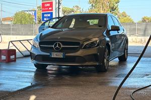 MERCEDES CLASSA A-180d Automatica/s