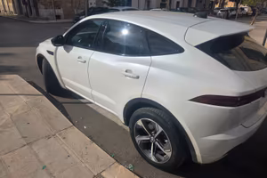 Jaguar E-Pace R-Dynamic SE
