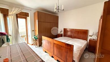 CASA SEMINDIPENDENTE A BRENO