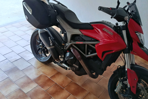 Ducati hyperstrada 821