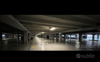 posto auto coperto in garage