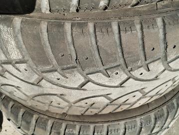 Pneumatici invernali 195/60R16C 99/97T 