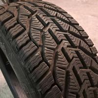 3 Pneumatici invernali 215/45 r17