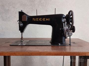 Antica Macchina da Cucire Necchi anni '30