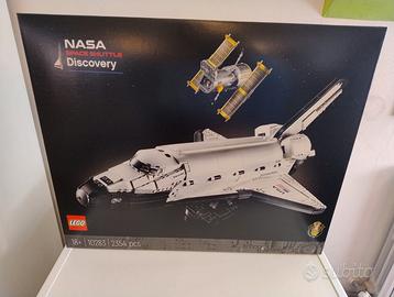 Lego 10283 NASA Space Shuttle Discovery