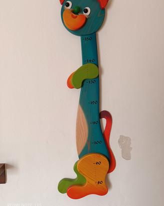 metro da parete in legno gatto