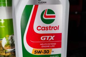 Olio motore Diesel Castrol 5w-30 4 litri