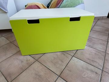 Panca con contenitore ikea per cameretta bambini