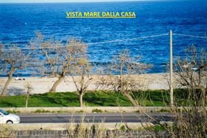 CASA a30metri dal MAREvicinoETNA- TAORMINA-CATANIA