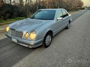 MERCEDES CLASSE E w210 BOLLO  50%