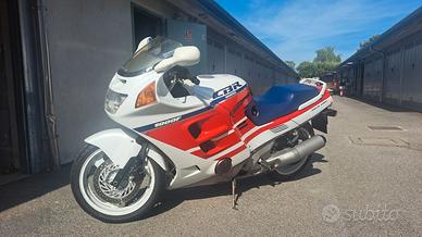 HONDA CBR 1000 F - 1990 - Moto Storica FMI
