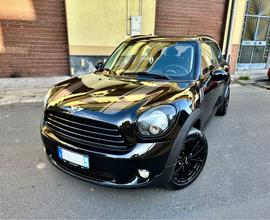 Mini Countryman Total black 1.6 diesel neopatentat
