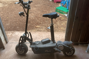 Mono patino elettrico