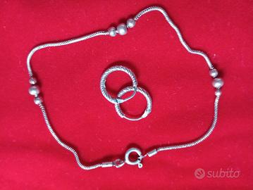 Bracciale e orecchini