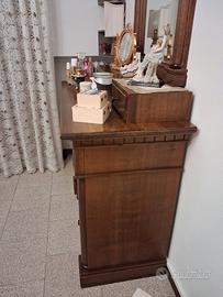 comò  con 2 comodini