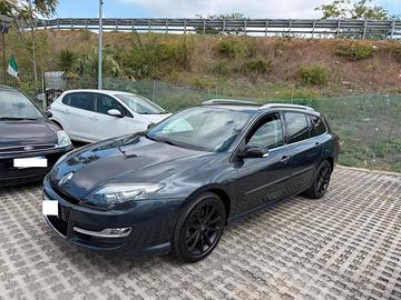 Renault Laguna 2.0 dCi 150CV SporTour 4Control ESM