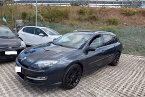 Renault Laguna 2.0 dCi 150CV SporTour 4Control ESM