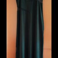 abiti eleganti con un coprispalle 