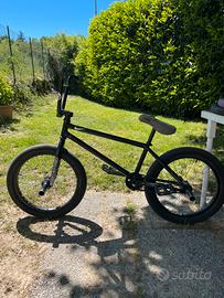 Bmx assemblata