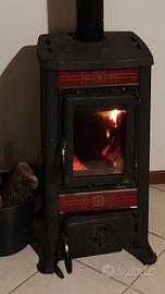 Stufa a legna Nordica Fulvia Bordeaux - 6KW