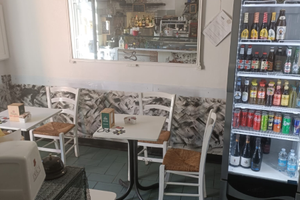 Il locale completo e operativo